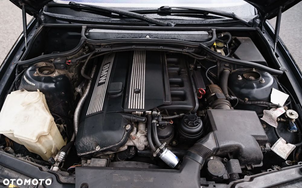 BMW Seria 3 323Ci - 14