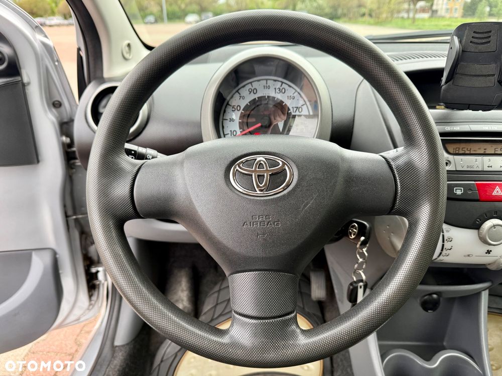 Toyota Aygo 1.0 VVT-i Luna MM A/C - 22