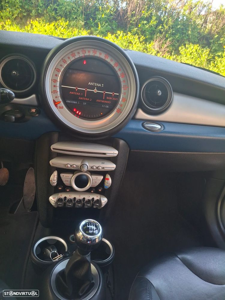 MINI Clubman Cooper D - 9