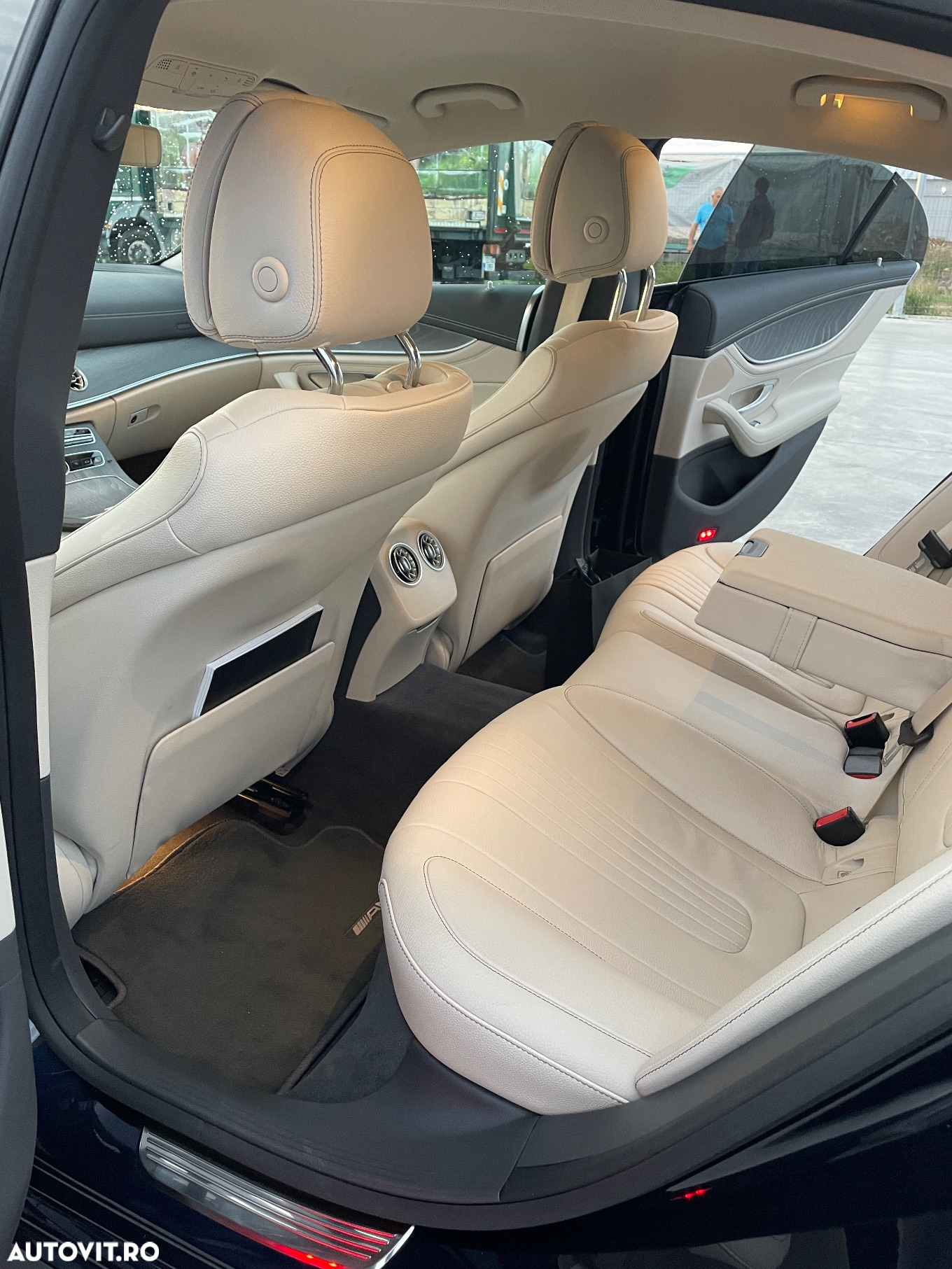 Mercedes-Benz CLS 450 4Matic 9G-TRONIC AMG Line - 10
