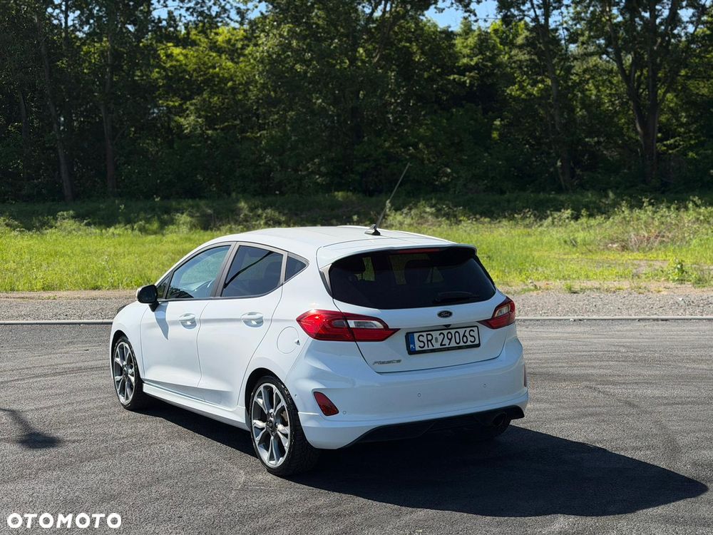Ford Fiesta - 4