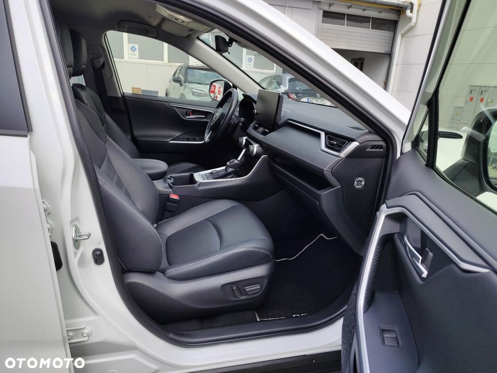 Toyota RAV4 - 7