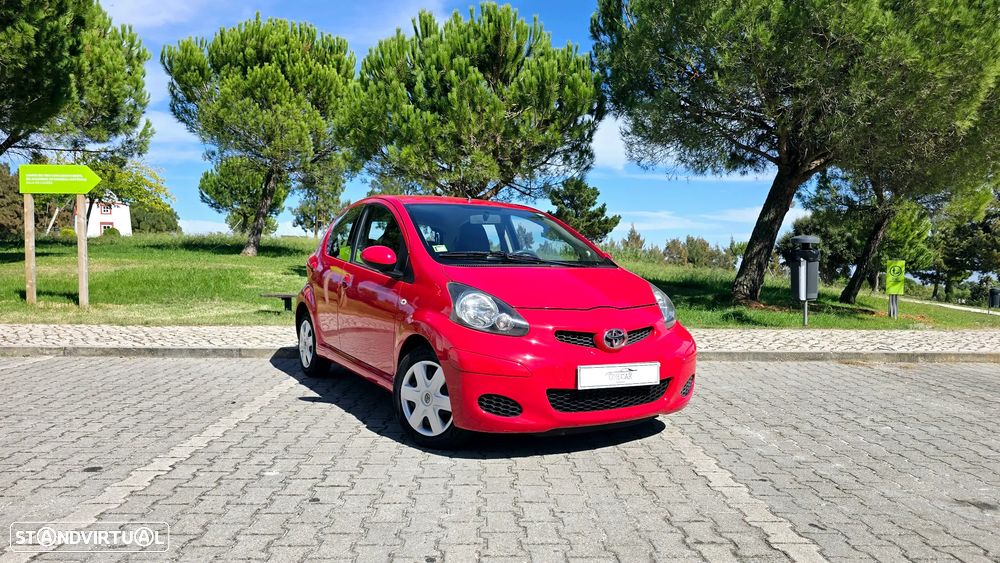 Toyota Aygo 2011 photo 3