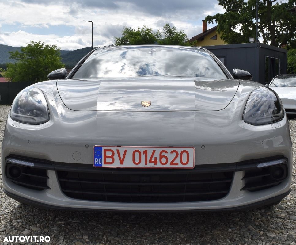 Porsche Panamera - 14