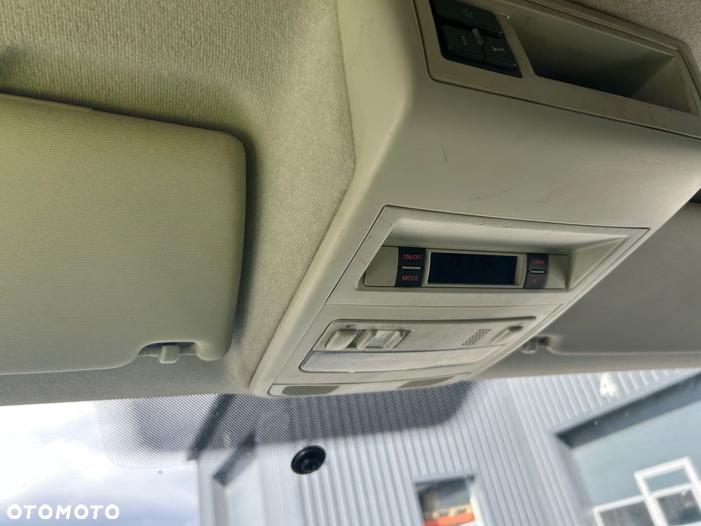 Volkswagen Transporter - 9