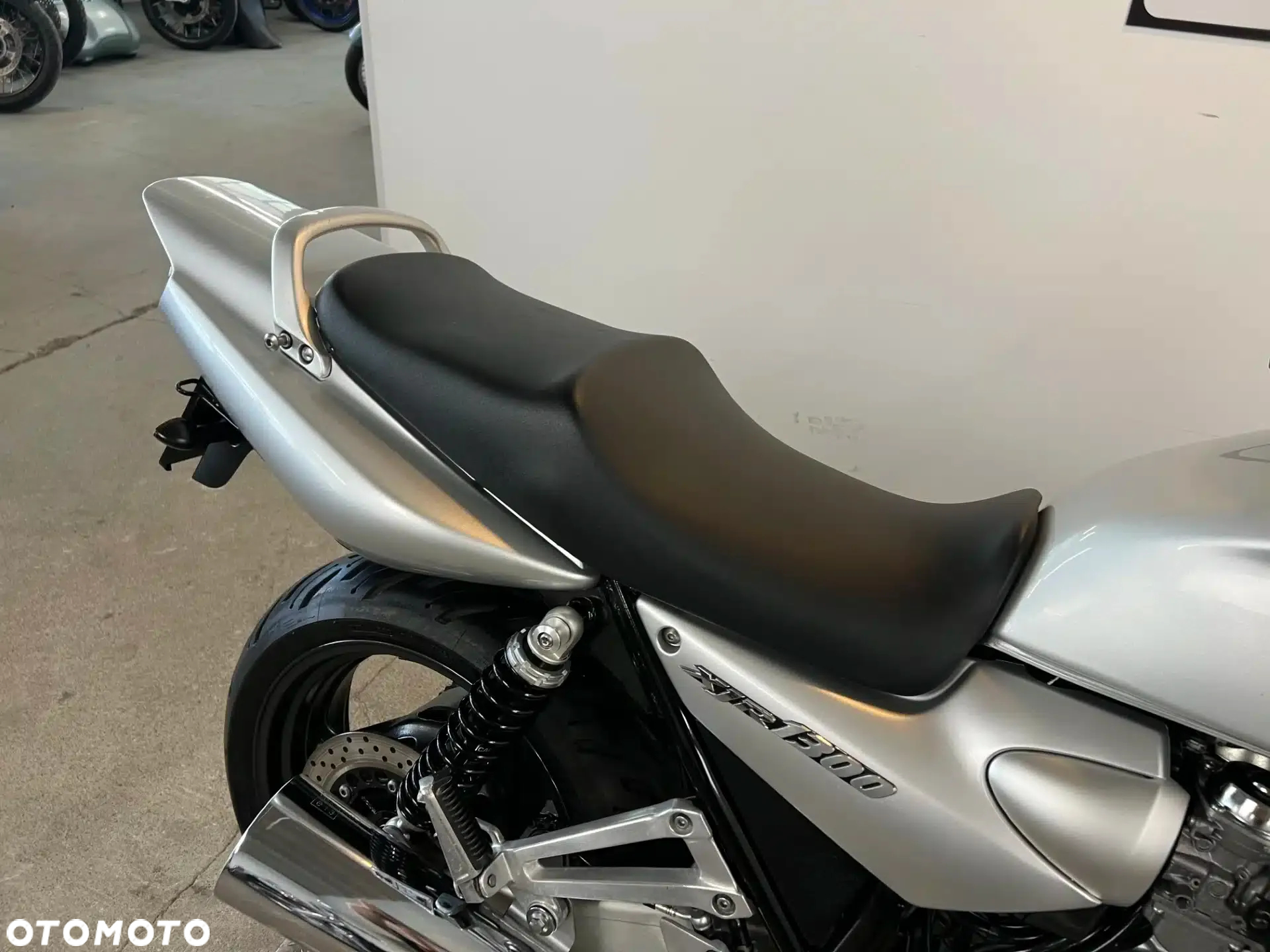 Yamaha XJR - 15