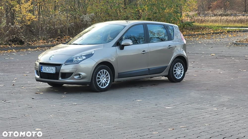 Renault Scenic - 16