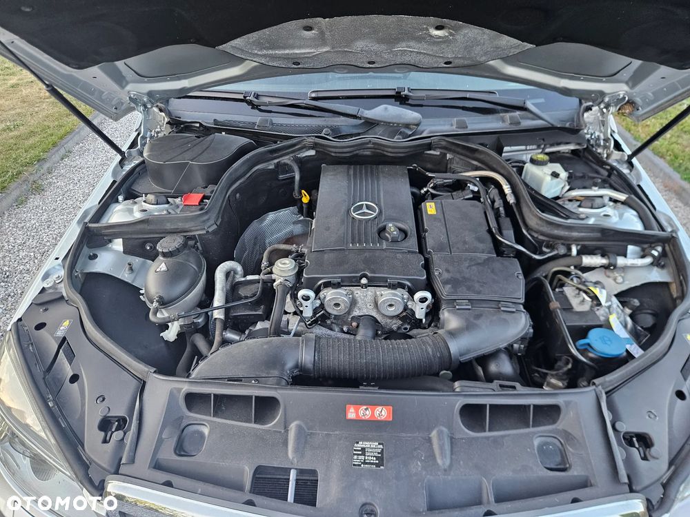 Mercedes-Benz Klasa C 180 Kompressor BlueEFFICIENCY - 28
