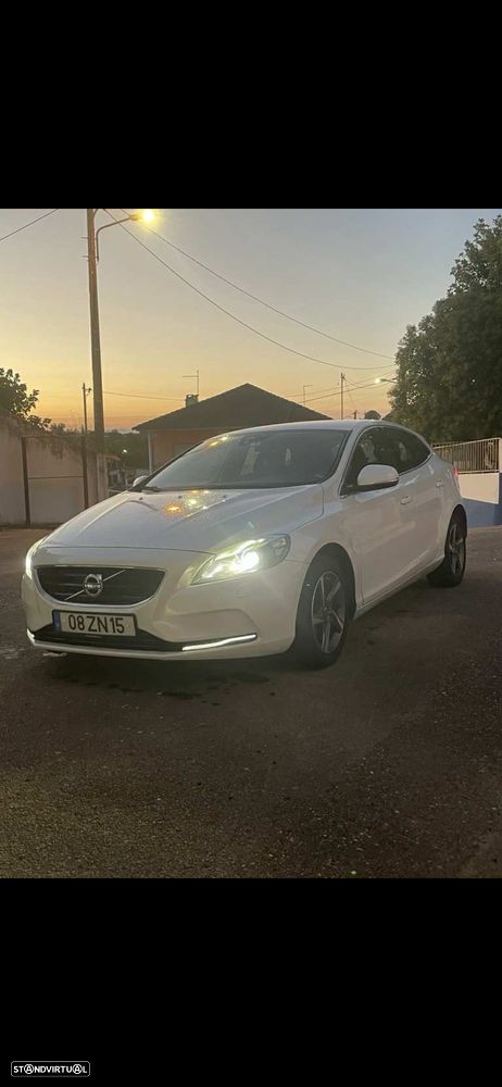 Volvo V40 2.0 D4 R-Design Summum - 8