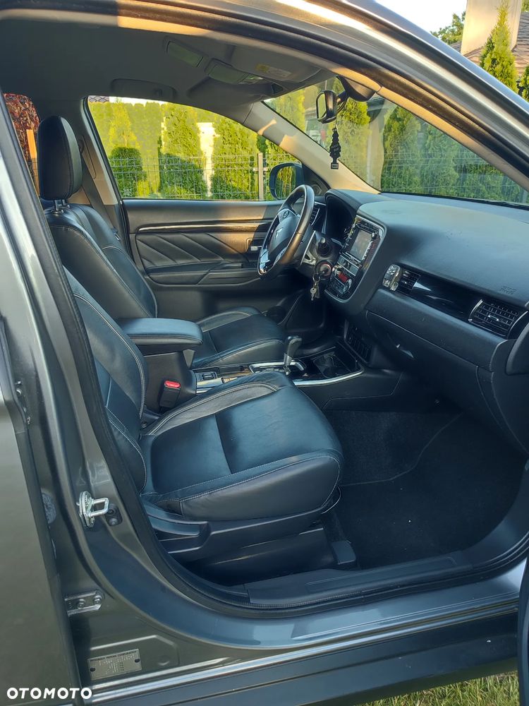 Mitsubishi Outlander 2.0 2WD CVT Active - 8