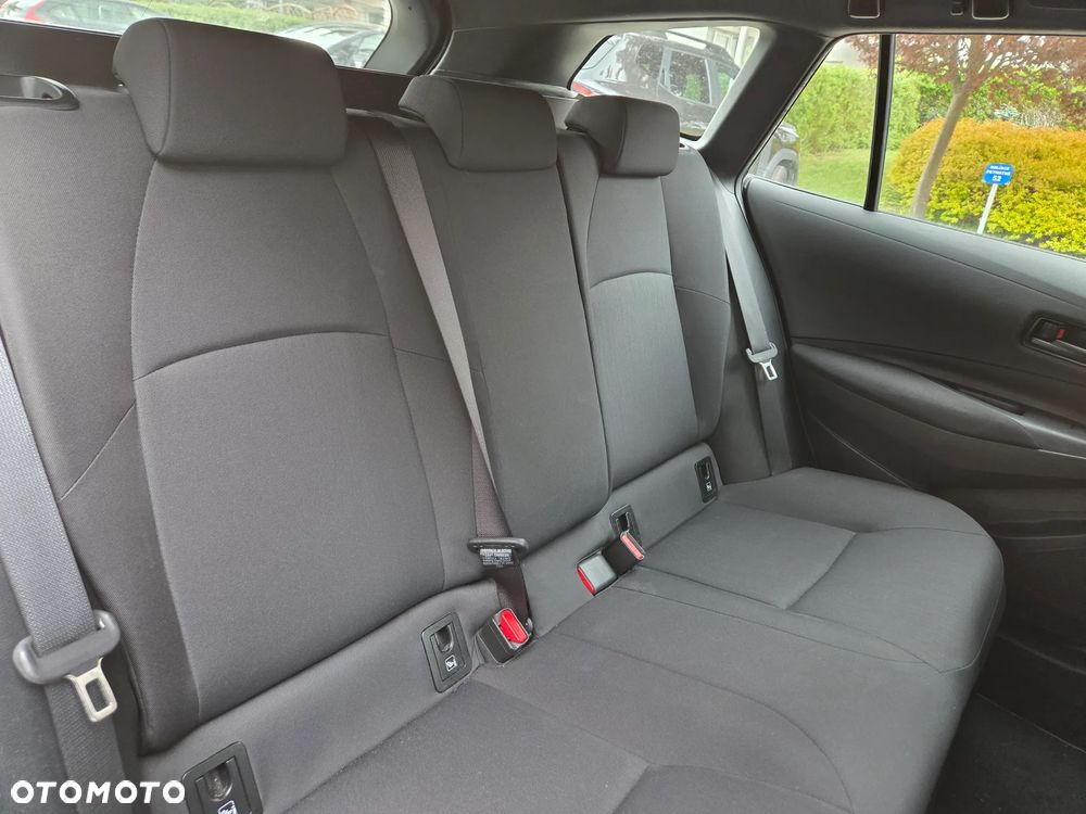 Toyota Corolla - 13