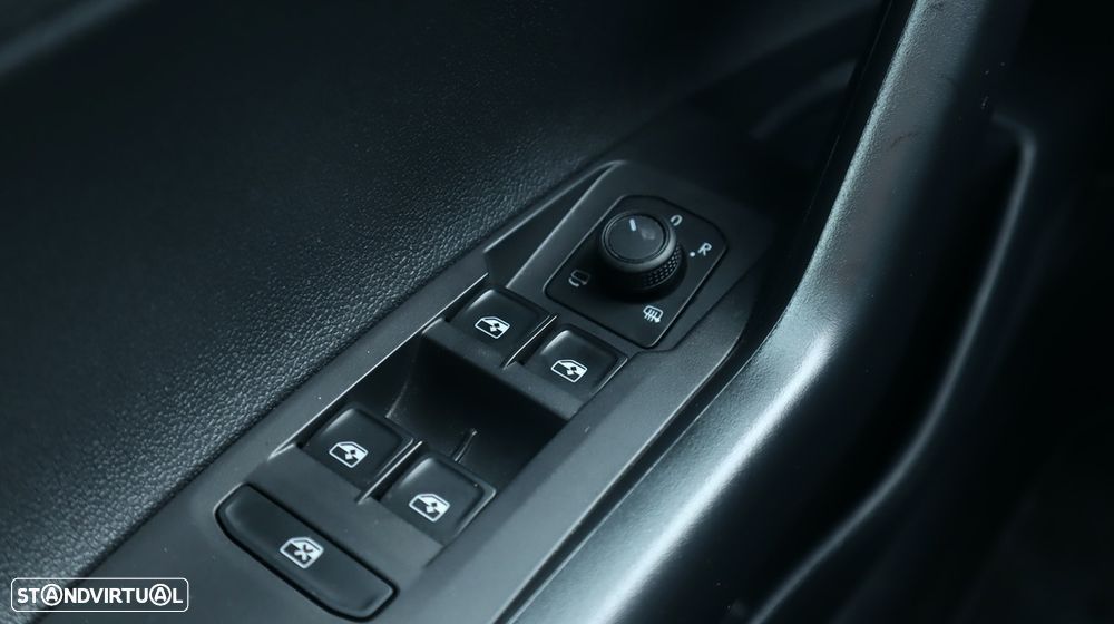 VW Taigo 1.0 TSI Urban DSG - 51