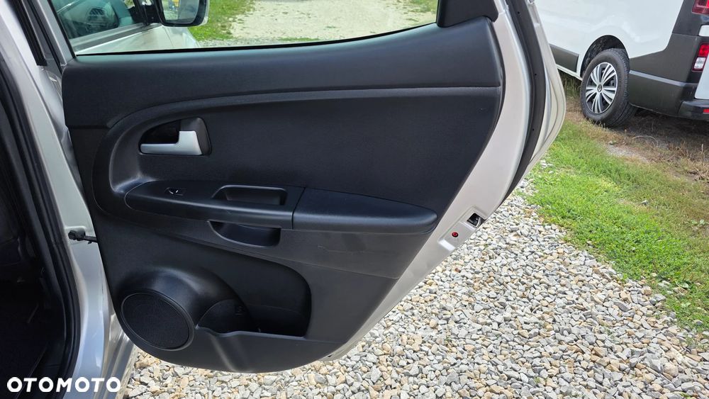 Kia Venga 1.4 CVVT Titanium Collection - 21