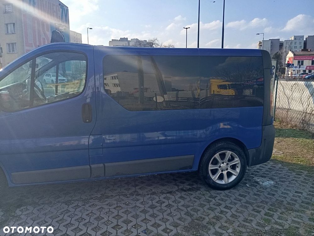 Opel Vivaro - 4
