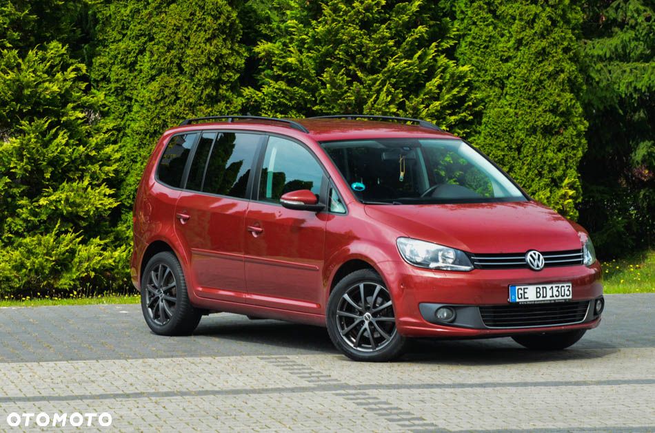 Volkswagen Touran 1.6 TDI DPF BlueMotion Technology DSG Comfortline - 4