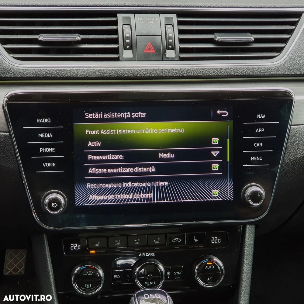 Skoda Superb 2.0 TDI DSG Style - 28