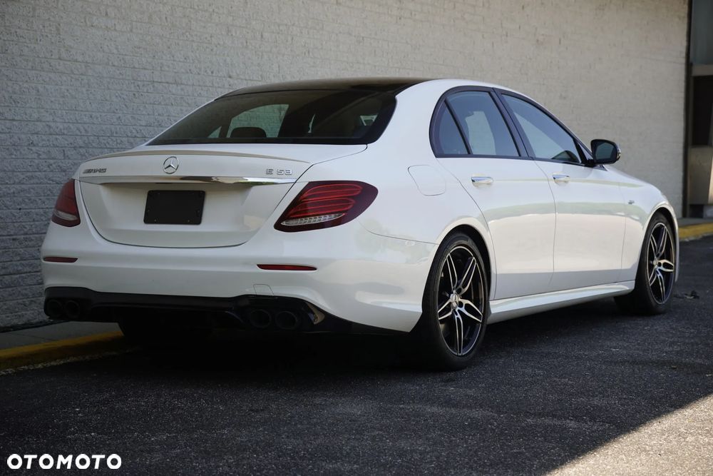 Mercedes-Benz Klasa E AMG 53 4Matic+ AMG Speedshift TCT-9G - 5