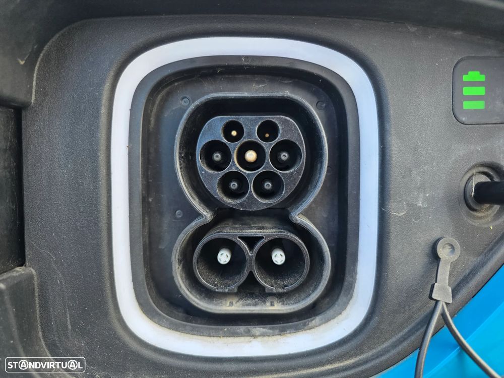 Hyundai Kauai Business - 14