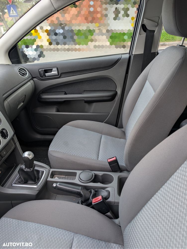 Ford Focus - 7