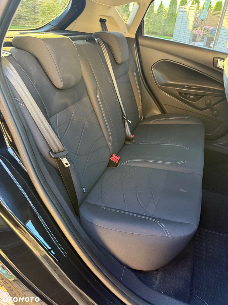 Ford Fiesta - 16