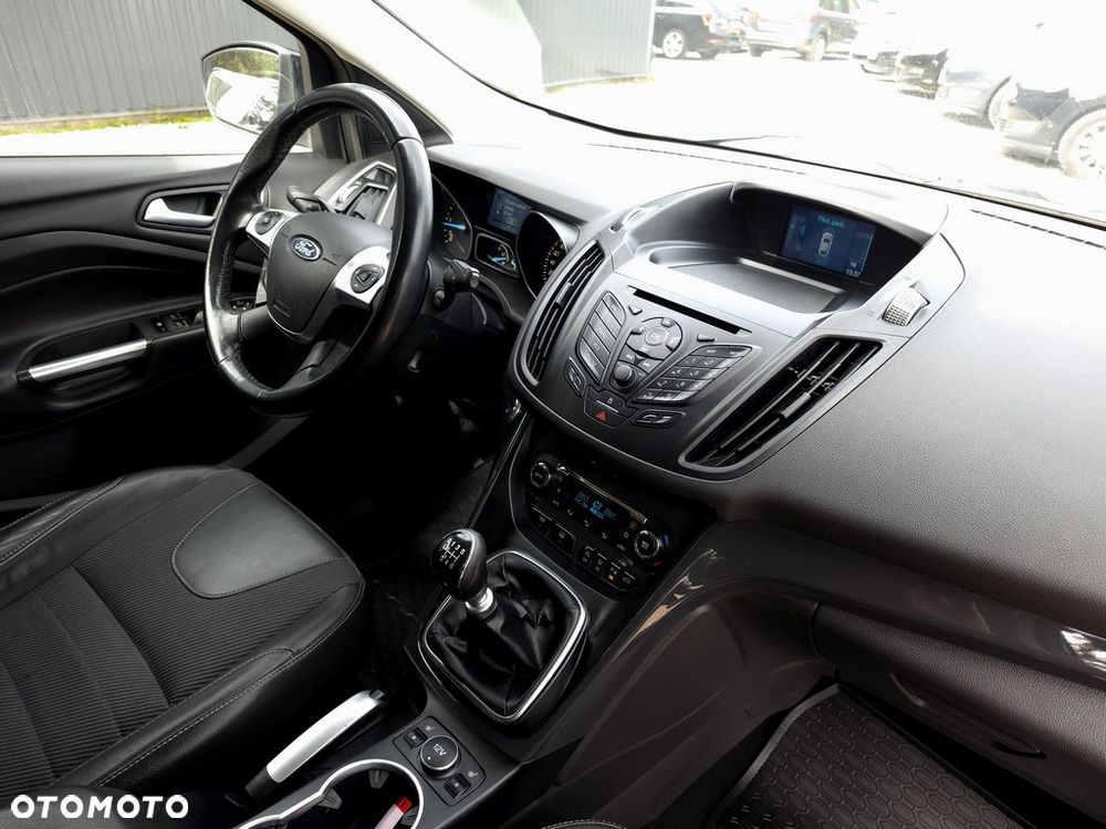 Ford Kuga 2.0 TDCi FWD Titanium - 14