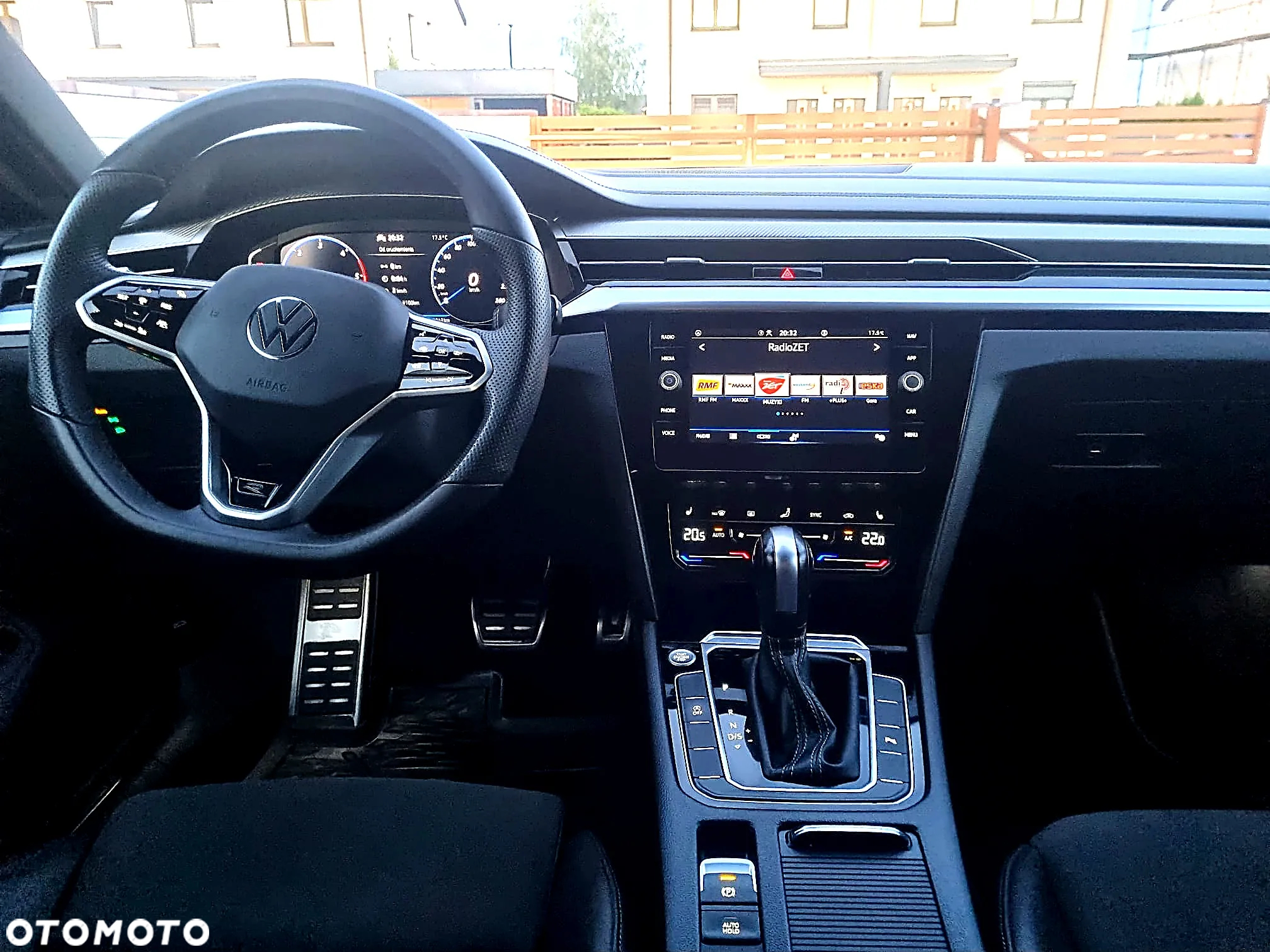 Volkswagen Arteon 2.0 TDI R-Line DSG - 25