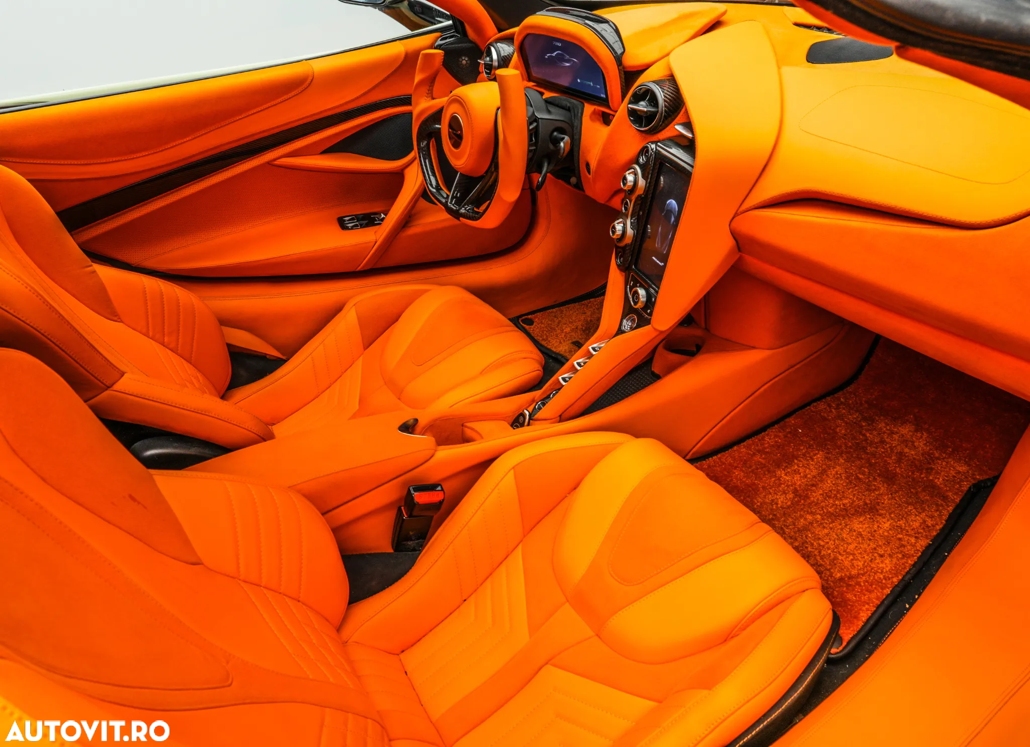 McLaren 720S - 12