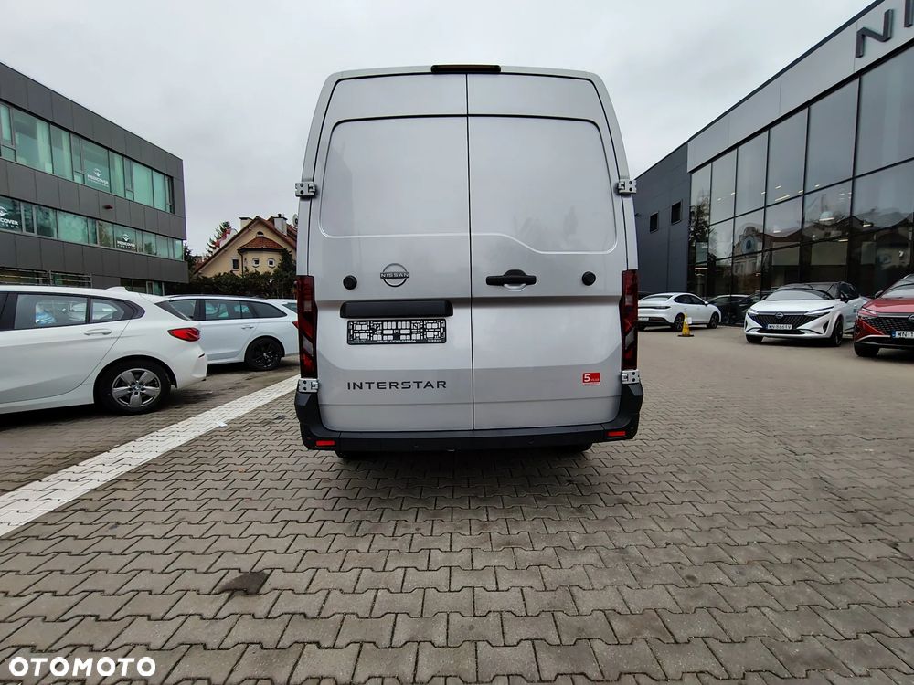 Nissan Interstar - 28