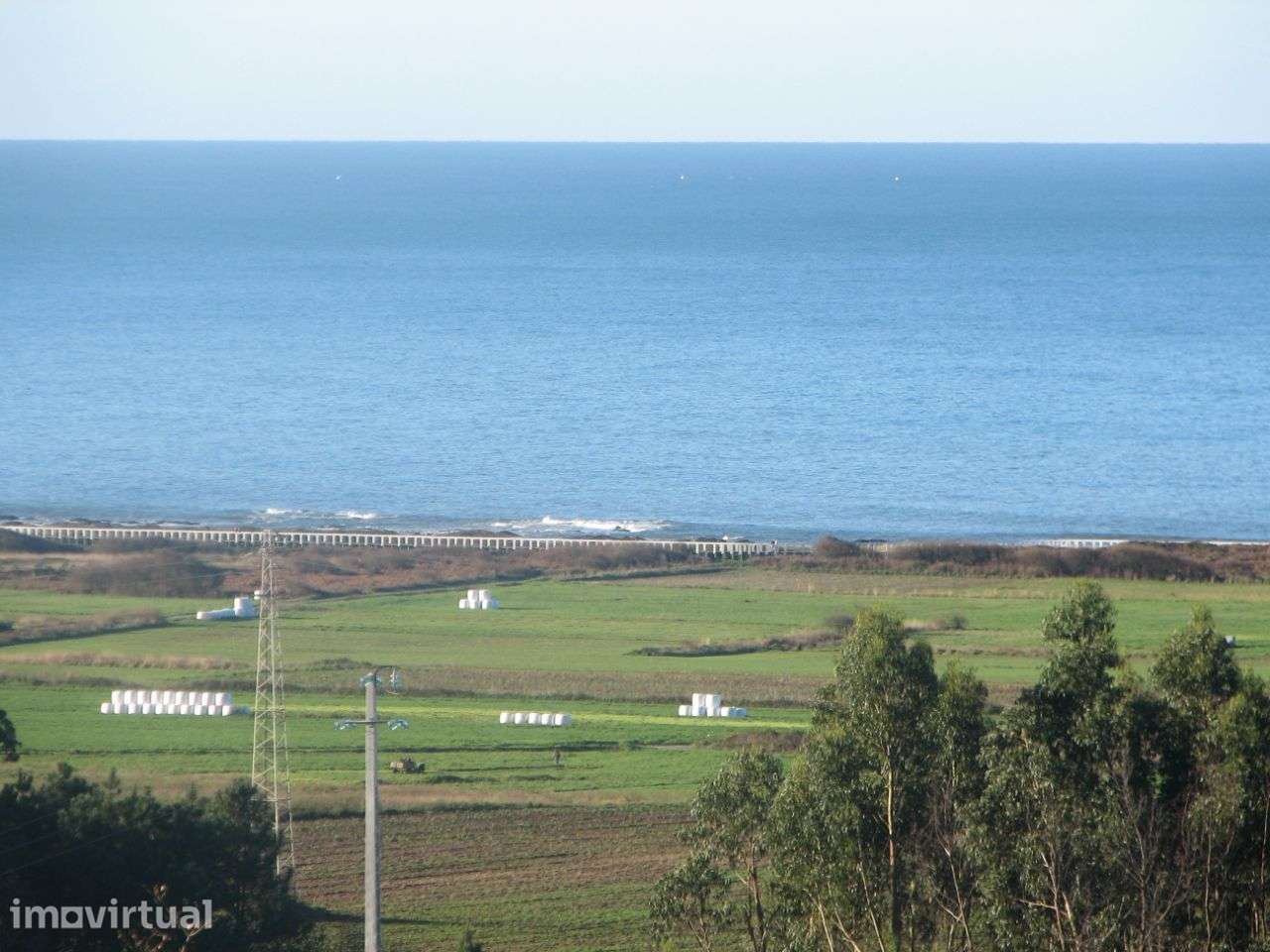 Excelente terreno com magnifica vista de mar - Grande imagem: 2/10