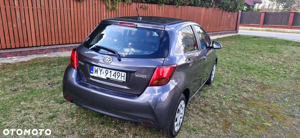 Toyota Yaris 1.33 Premium EU6 - 11