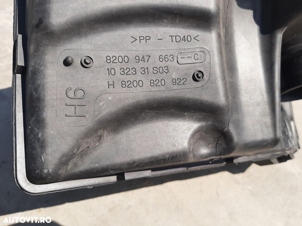 carcasa filtru aer  renault megane 3  1.4 b tce dupa 2008 8200947663 - 2