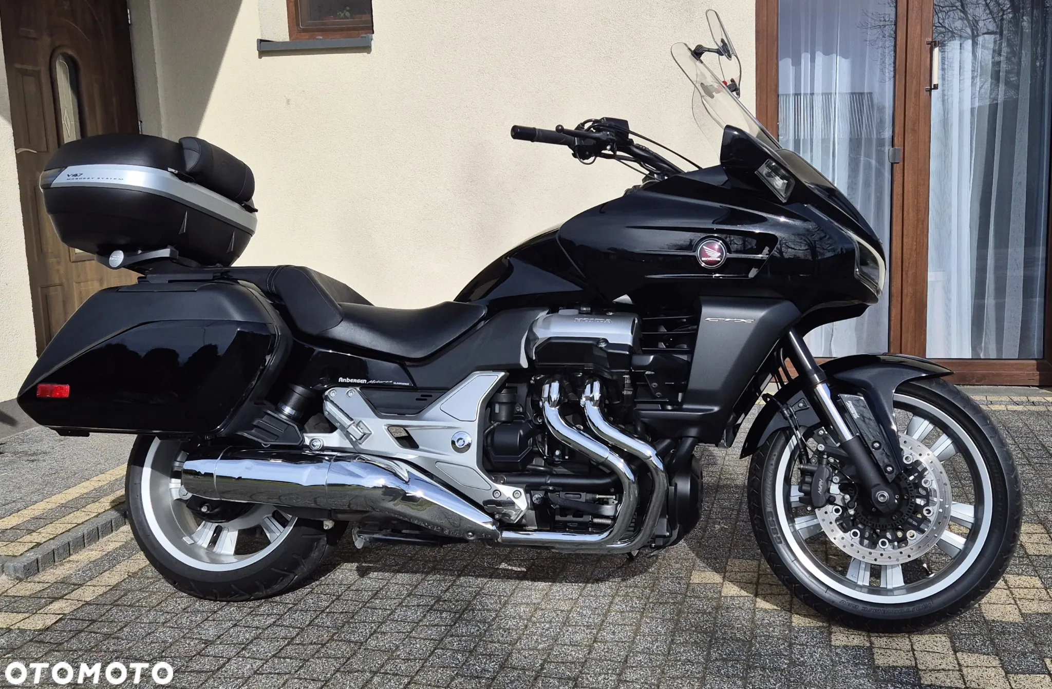 Honda CTX - 17