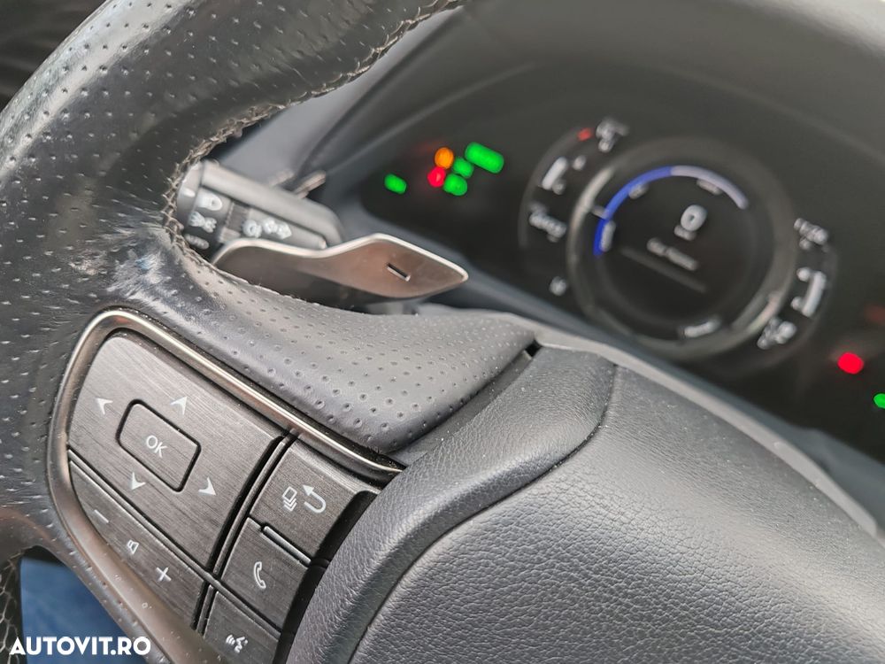 Lexus Seria LS - 33