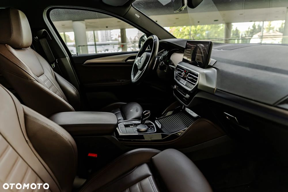 BMW X4 - 10