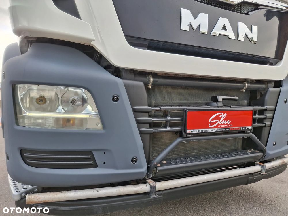MAN TGS 18.320 Zamiatarka BUCHER OptiFant 8000 2 Silniki Euro 6 Karcher Listwy Wysokiego Ciśnienia Szczotki L/R EUnited PM10 Mycie Jezdni Ulicy Dodatkowy Zbiornik Wodny - 36