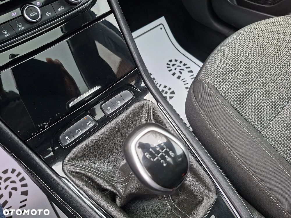 Opel Grandland X - 11