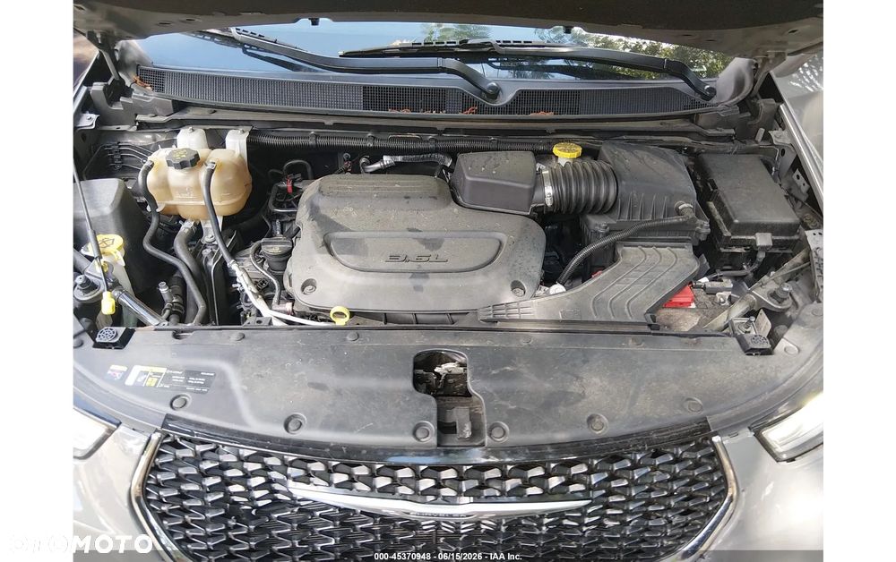 Chrysler Pacifica - 15