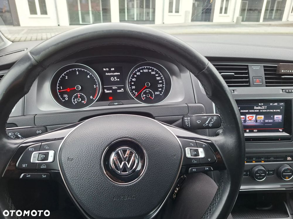 Volkswagen Golf 1.6 TDI BlueMotion Technology Comfortline - 10