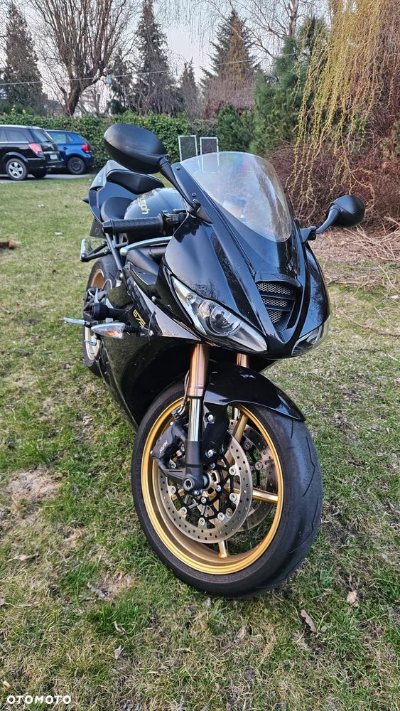 Triumph Daytona - 9