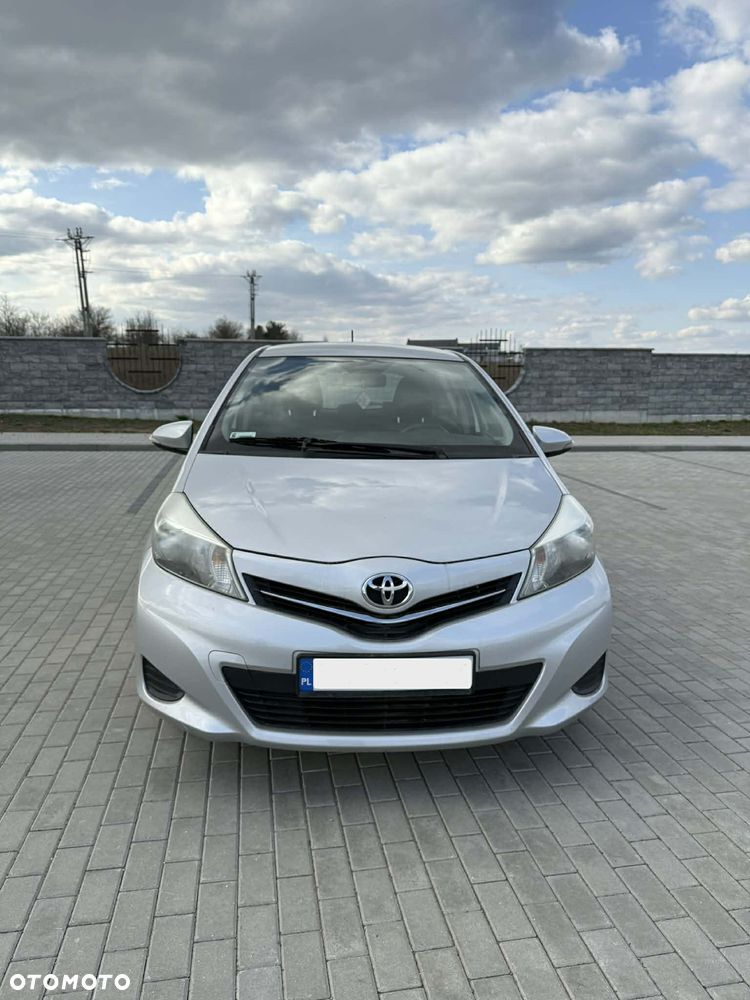 Toyota Yaris - 1
