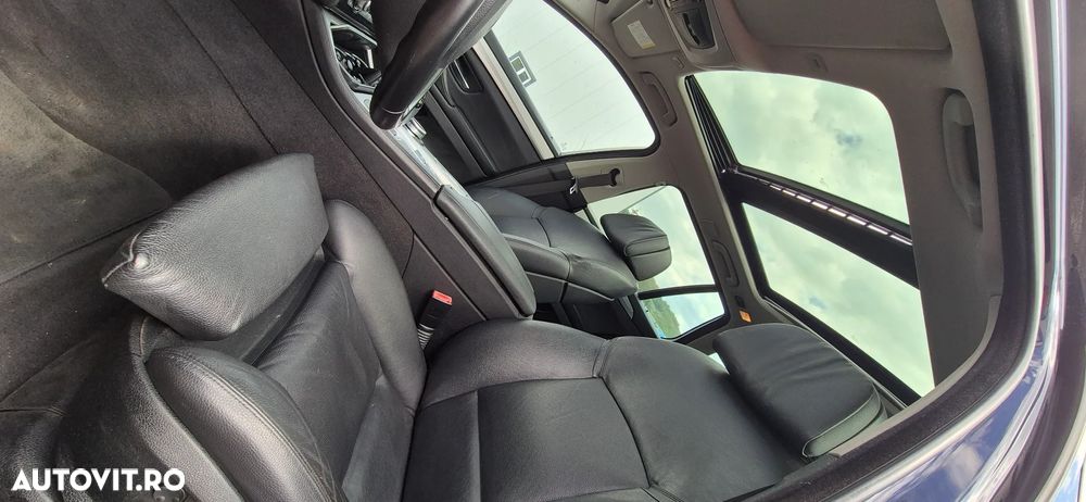 BMW Seria 5 525d xDrive AT - 14