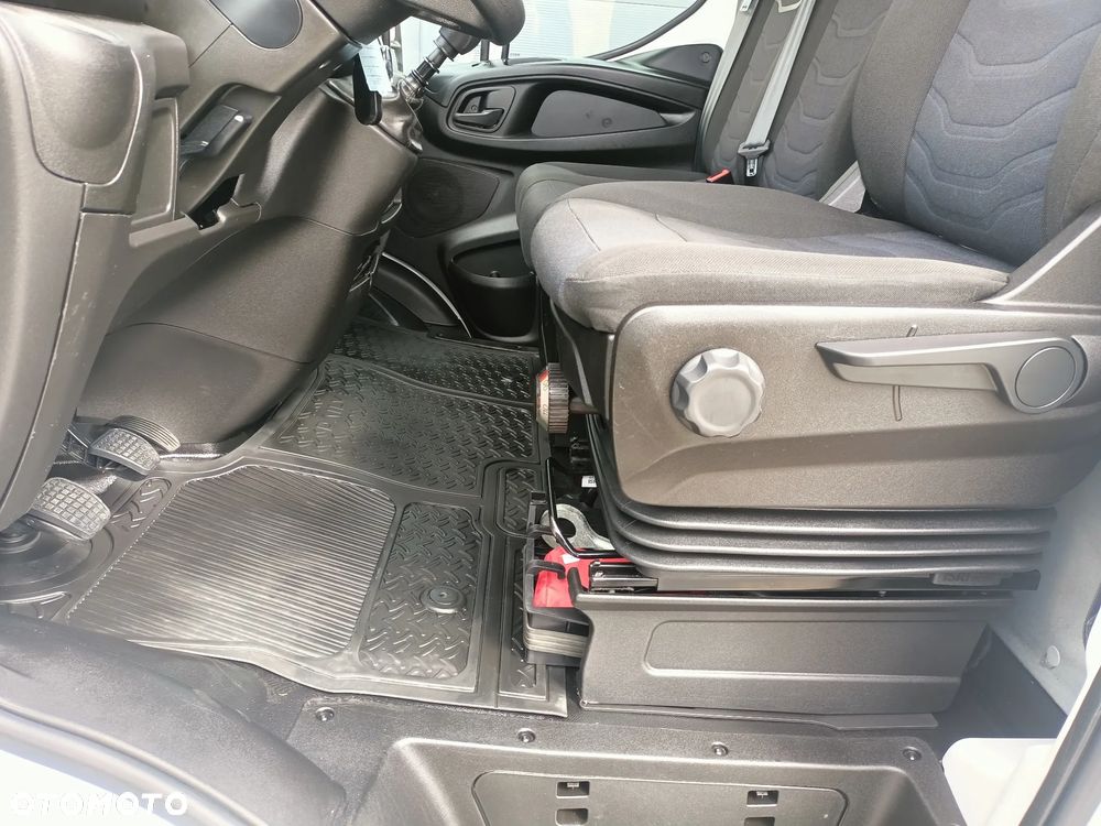 Iveco 35C16 POWER 160KM KONTENER WINDA 750Kg - 27