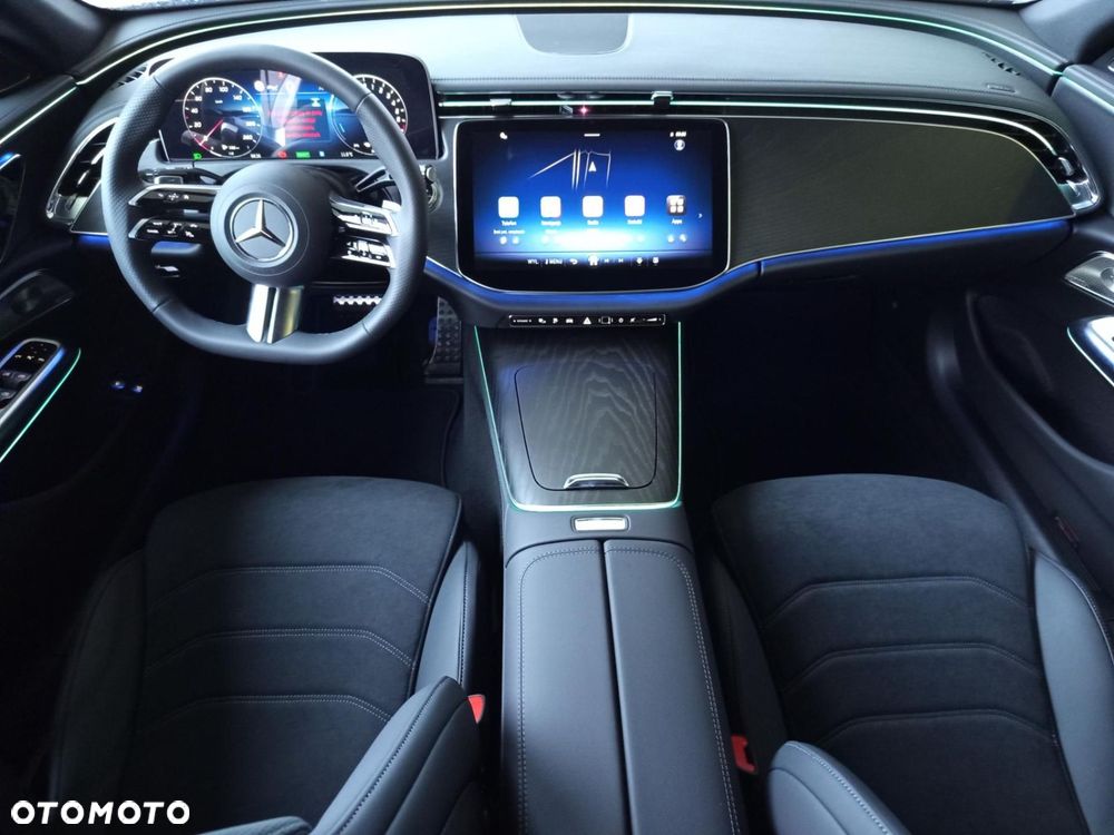 Mercedes-Benz Klasa E 300 PHEV 4-Matic AMG 9G-Tronic - 6