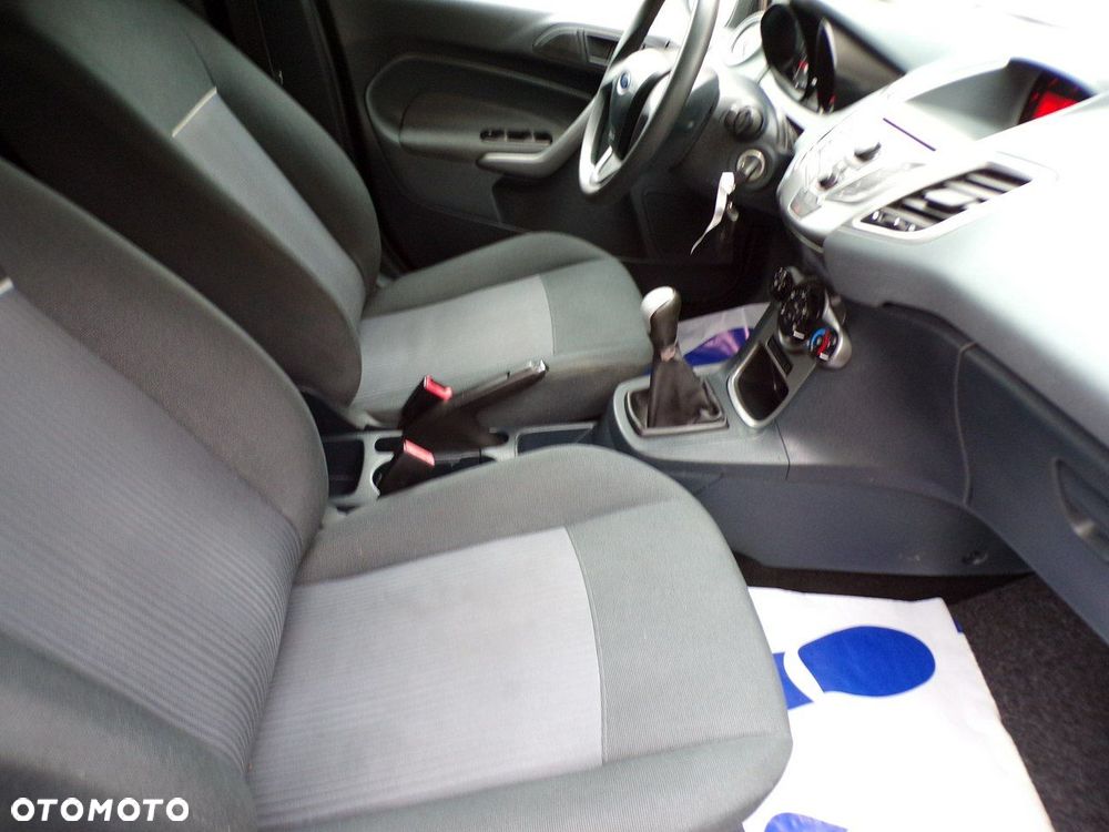 Ford Fiesta - 21