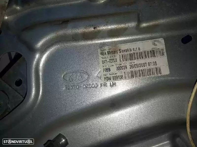 ELEVADOR DE VIDRO FRONTAL ESQUERDO KIA SPORTAGE 2004 -824700Z000 - 2