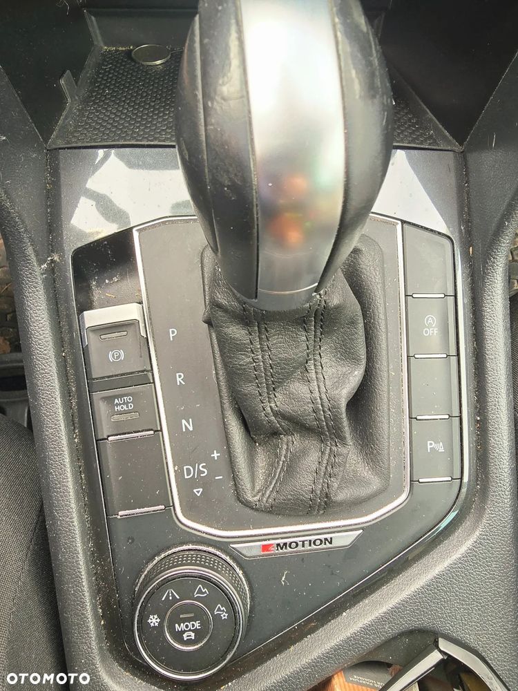 Volkswagen Tiguan ver-2-0-tdi-scr-bluemotion-technology-dsg-trendline - 12