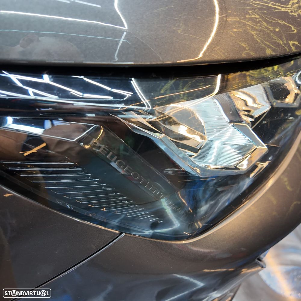 Peugeot 2008 PureTech 130 EAT8 Allure - 15