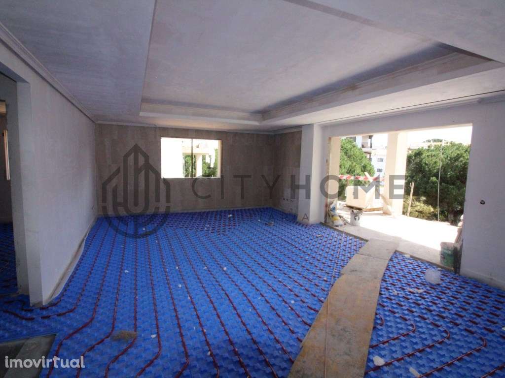 Apartamento T1+2 em condomínio com piscina - Falésia - Grande imagem: 4/19