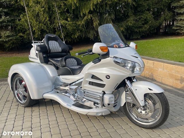 Honda GL - 12