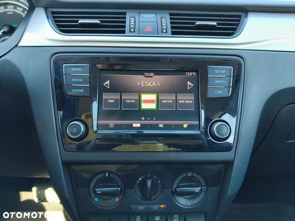 Skoda RAPID 1.0 TSI Ambition DSG - 19